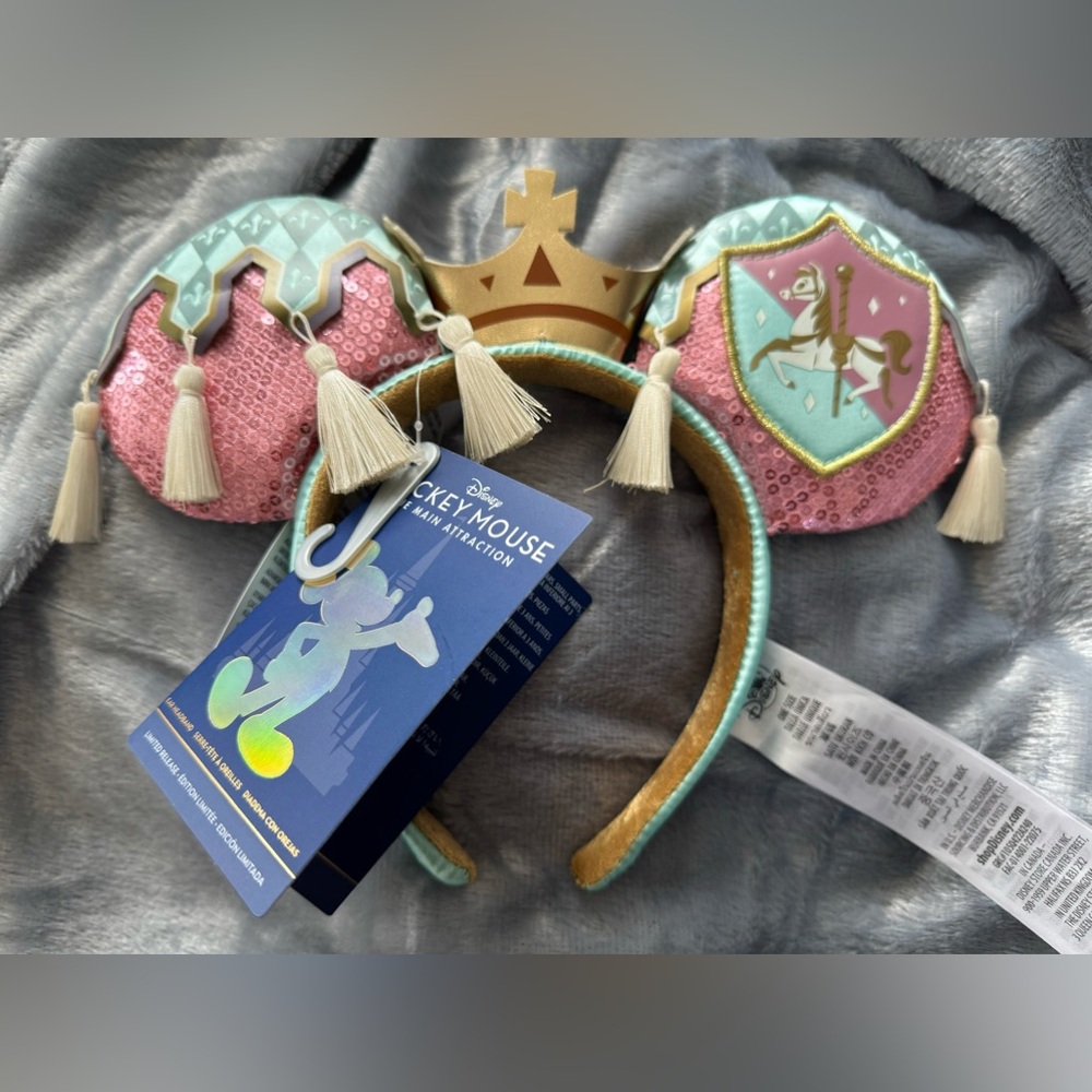 Disney Mickey Mouse the Main Attraction King Arthur Carousel Ears